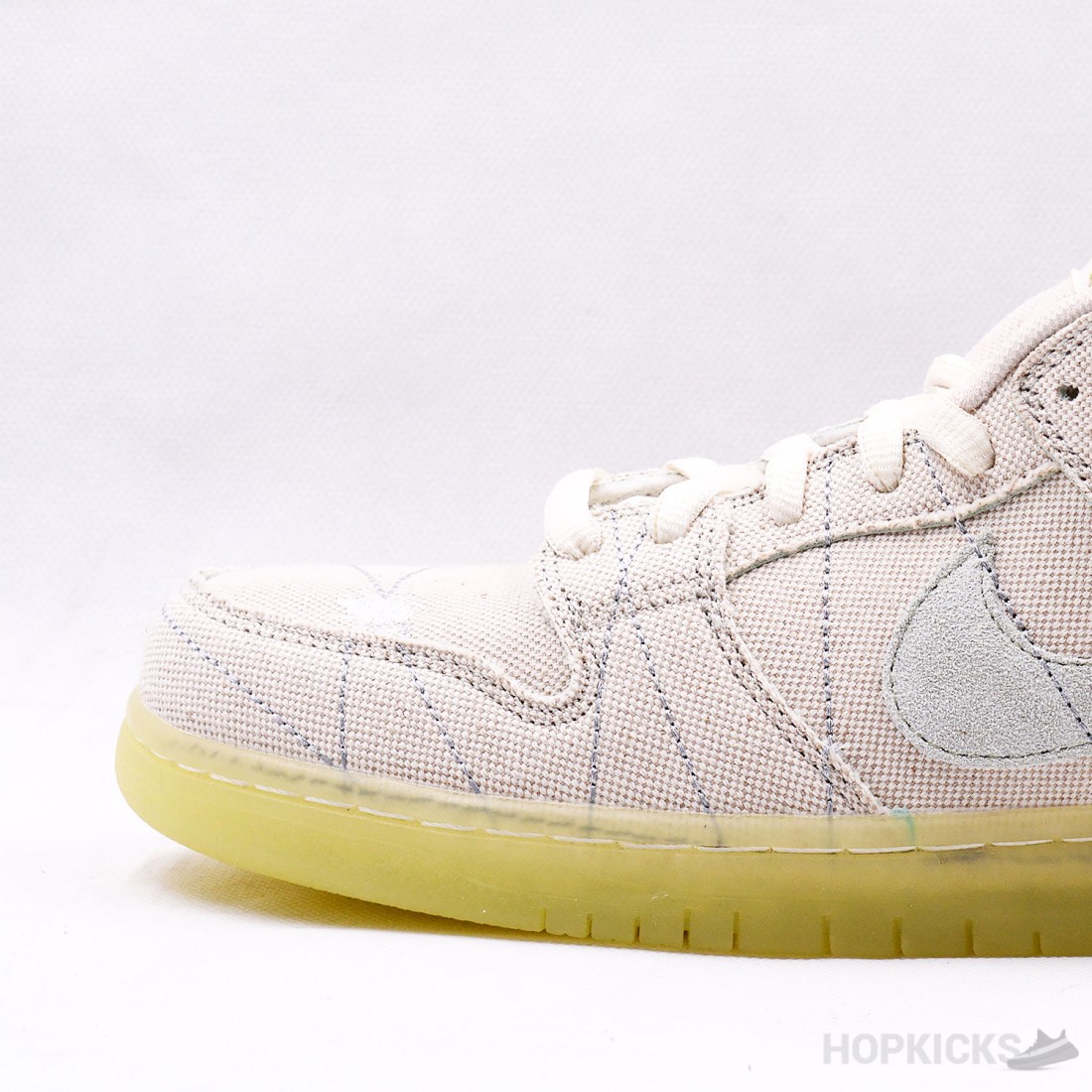 glow in the dark mummy dunks